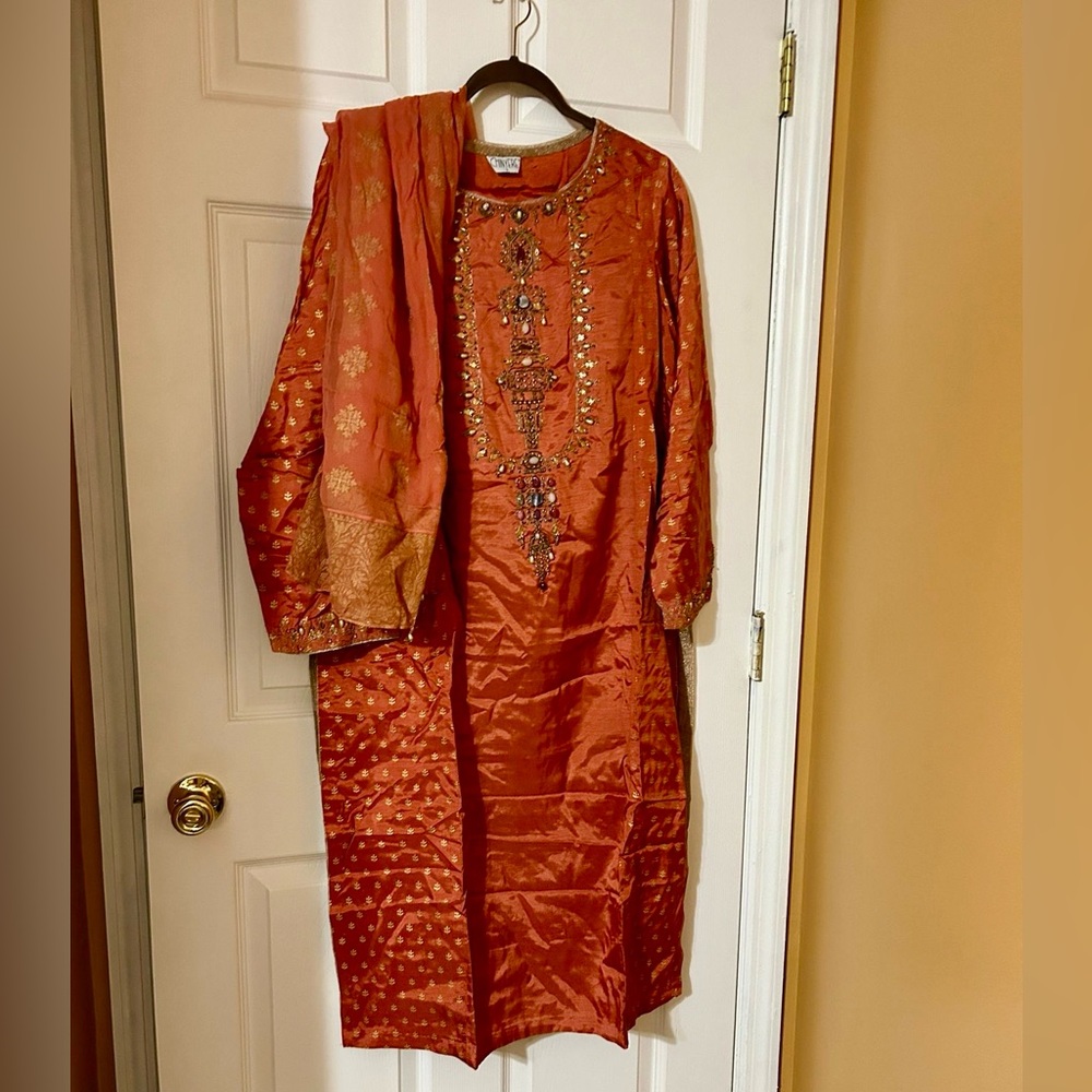 Chinyere 3 pc dress - Picture 2 of 14